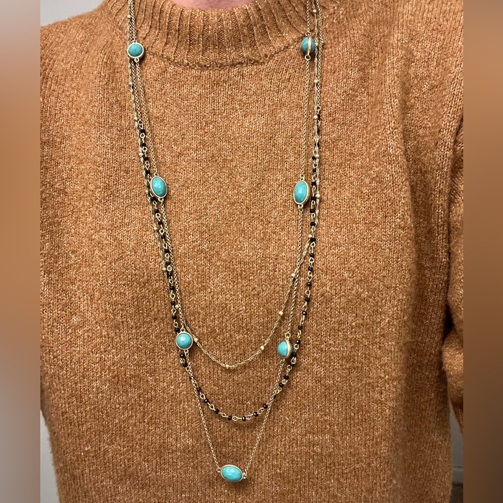 Turquoise layered necklace. Brand: Charming Charlie. One size